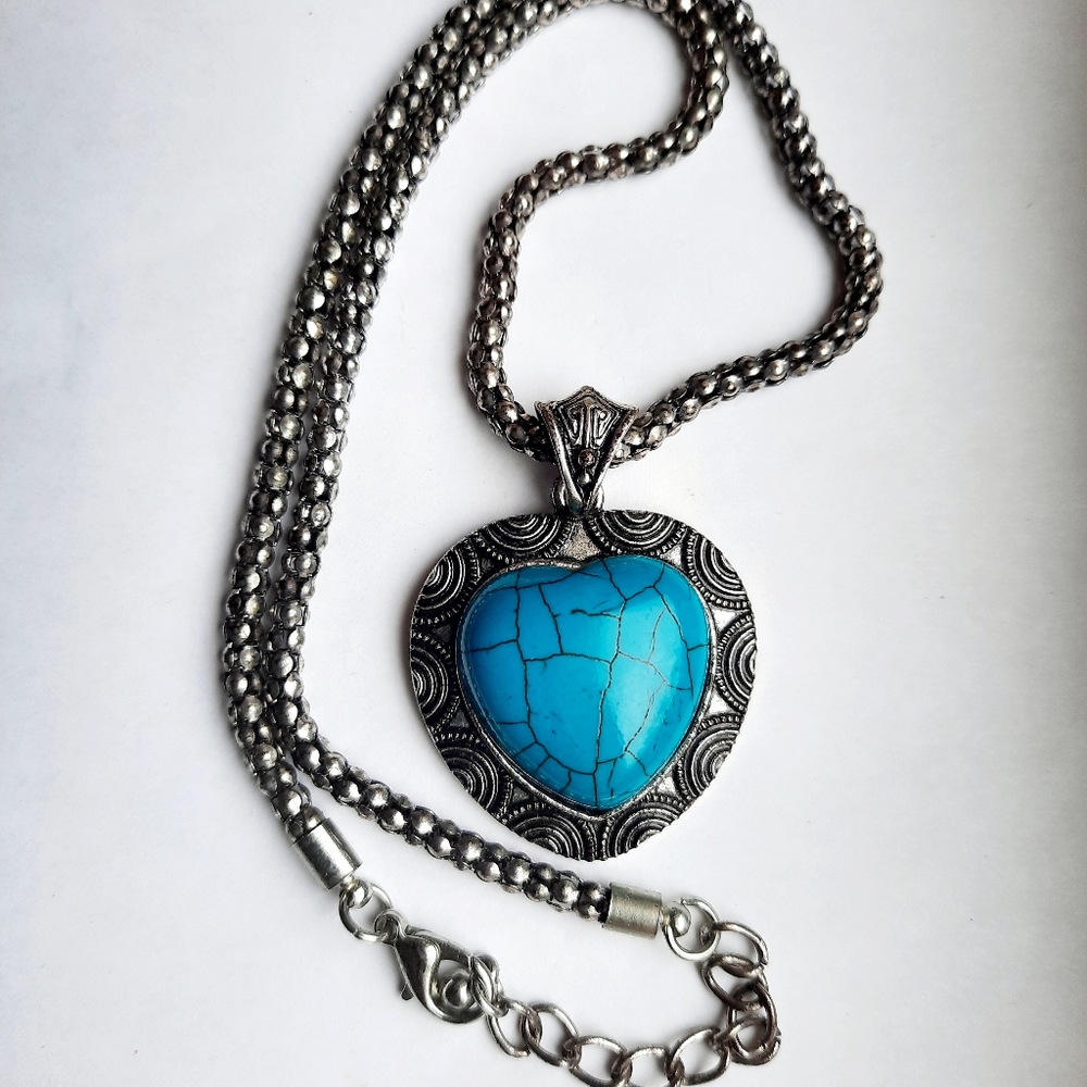 🎈3 for $10🎈Heart Shape Blue Stone Necklace